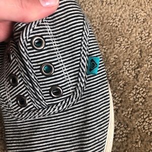 Roxy Shoes - Roxy brand tennis shoes Roxy Shoes - Roxy brand tennis shoes